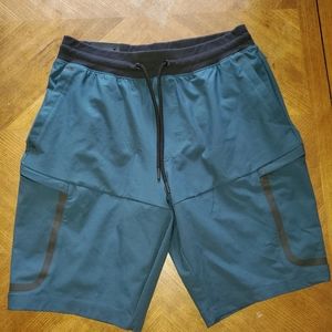 NWT Under Armour sportstyle elite cargo shorts XL Teal